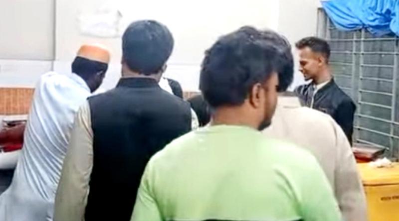 চুয়াডাঙ্গায় মসজিদে যাওয়ার পথে যুবদল কর্মীকে কুপিয়ে জখম