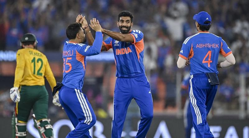 হারের পর একাদশ নির্বাচন নিয়ে ব্যাখ্যা দিলেন ভারত কোচ