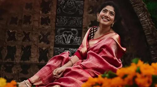 কিংবদন্তি শাস্ত্রীয় সঙ্গীতশিল্পীর বায়োপিকে সাই পল্লবী