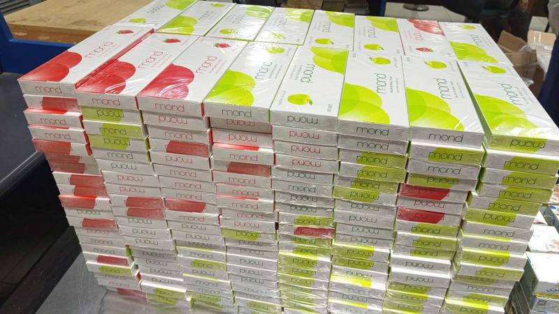 ৯১০ কার্টন সিগারেট, নিষিদ্ধ ক্রিমসহ ১৫ মোবাইল উদ্ধার