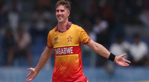 মালিঙ্গাকে ছাড়িয়ে জিম্বাবুয়ে তারকার বিশ্ব রেকর্ড