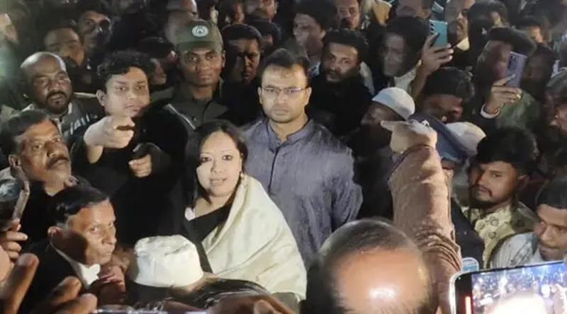 এবার রুমিন ফারহানার সমর্থকদের বিরুদ্ধে পাল্টা মামলা