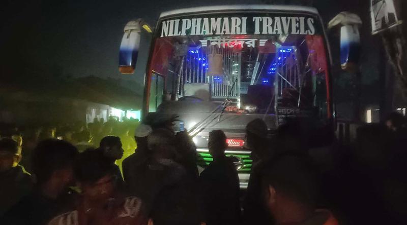 পঞ্চগড়ে বাস-মোটরসাইকেল সংঘর্ষে মা-মেয়ে নিহত, আহত ২