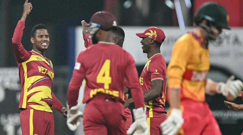 রেকর্ড গড়া ম্যাচে ওয়েস্ট ইন্ডিজের কাছে জিম্বাবুয়ের হার