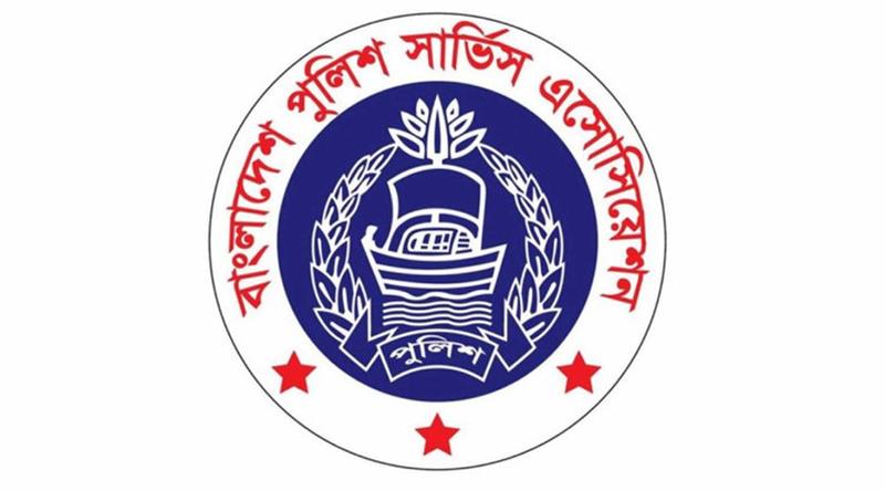 পুলিশের পোশাক পরিবর্তনের সিদ্ধান্ত পুনর্বিবেচনার দাবি