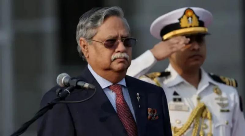 রাষ্ট্রপতির বিস্ফোরক সাক্ষাৎকার, স্বরাষ্ট্রমন্ত্রী ও তথ্যমন্ত্রীর প্রতিক্রিয়া