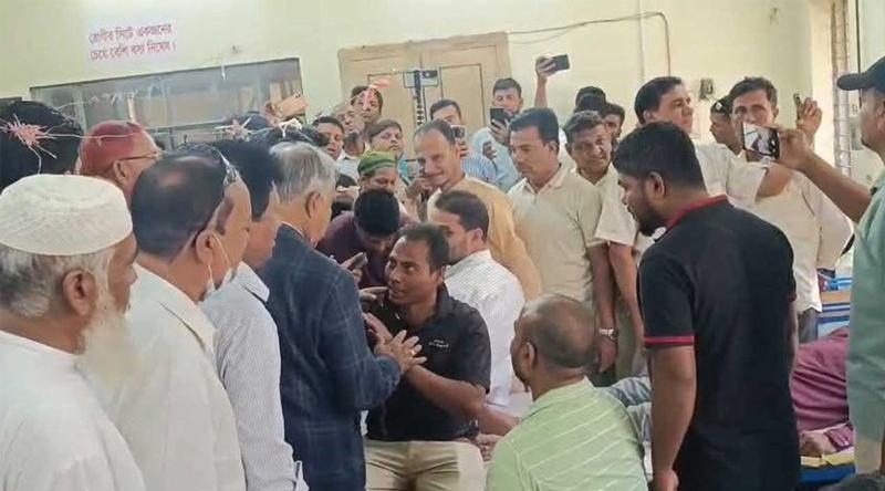 এমপি আসার খবরে সকালে রোগী ভর্তি, দুপুরে হাসপাতাল ত্যাগ