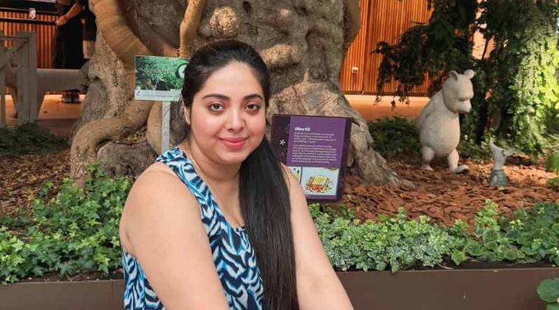 পায়ে চোট নিয়েই শুটিং করছেন শ্রীময়ী