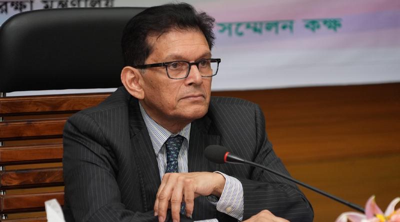 সৌদি আরব দিয়ে পররাষ্ট্রমন্ত্রীর বিদেশ সফর শুরু