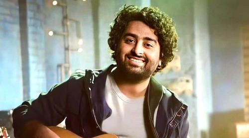 অহেতুক তর্কে জড়িয়ে ভুল পথে যেও না: অরিজিৎ সিং