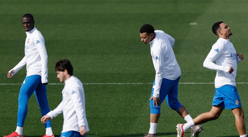 বেনফিকা ম্যাচের আগে দুঃসংবাদ পেল রিয়াল