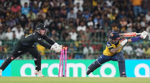 নিউজিল্যান্ডের কাছে হেরে সুপার এইট থেকে বিদায় নিল শ্রীলঙ্কা