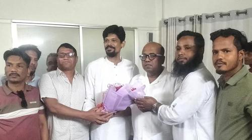 জামিনে মুক্ত হয়ে এমপি কাজলের সঙ্গে আ.লীগ নেতার সাক্ষাৎ