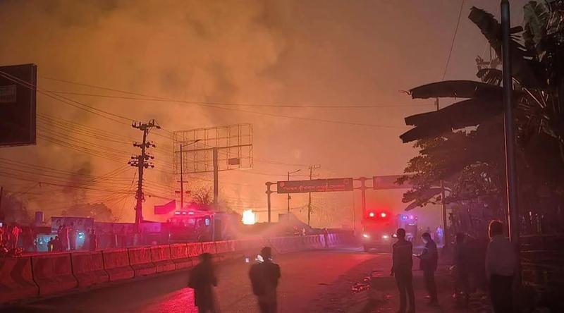 কক্সবাজারে এলপিজি পাম্পে ৫ ঘণ্টা পর আগুন নিয়ন্ত্রণে, দগ্ধ ১৬