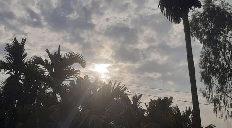 নেই বৃষ্টির সম্ভাবনা, বাড়তে পারে তাপমাত্রা