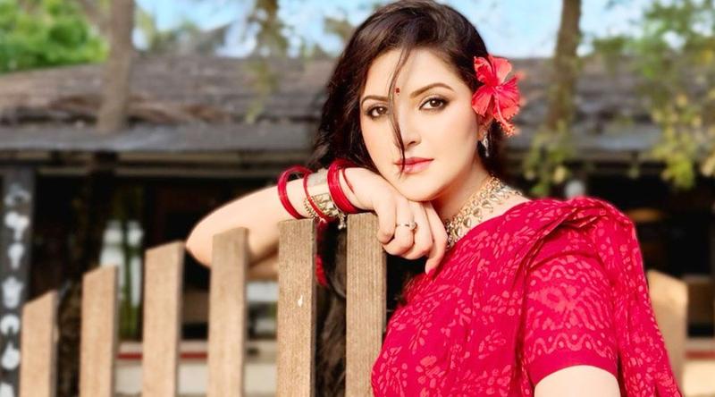 উনি নেই, তাই মনে হচ্ছে রোজাটা কেমন ফিকে ফিকে লাগছে: পরীমনি