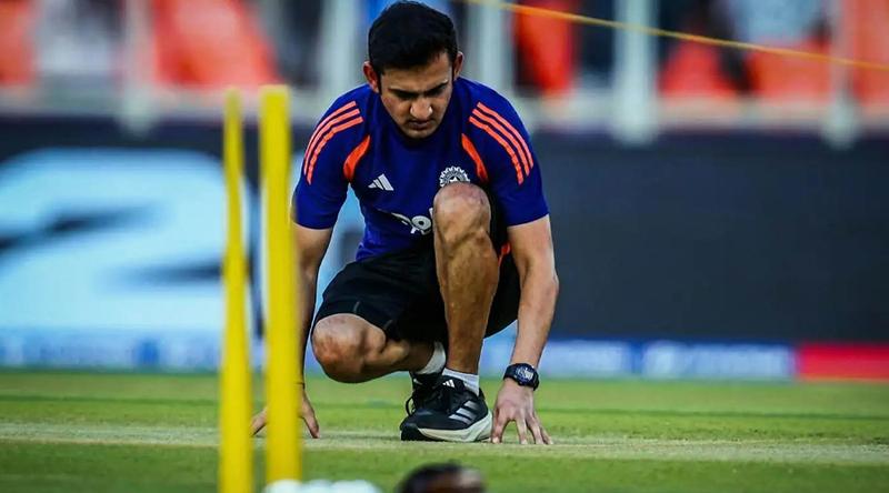 জিম্বাবুয়ে ম্যাচের আগে স্টেডিয়ামে বিশেষ রাসায়নিক স্প্রে করছে ভারত