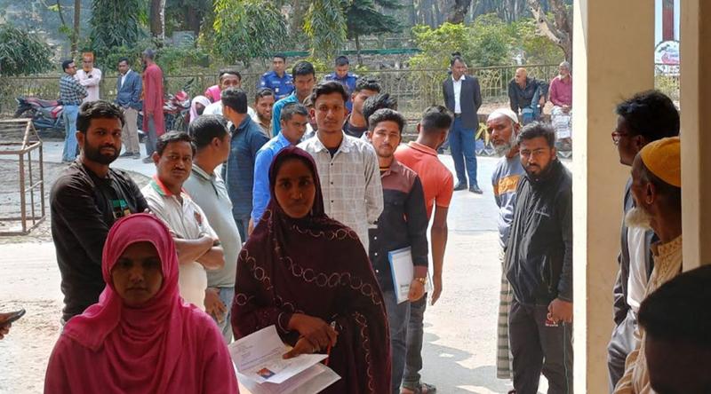 জাতীয় সংগীত লিখতে না পারায় উত্তীর্ণ হননি গ্রাম পুলিশ নিয়োগের ৩৮ প্রার্থী