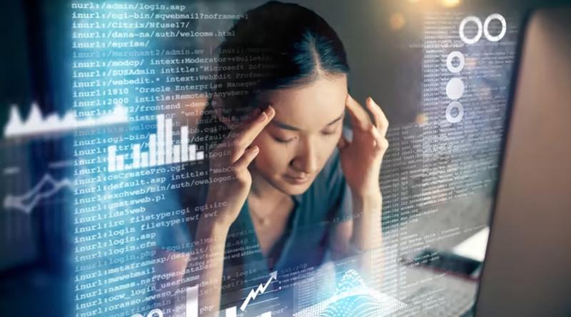 ইন্টারনেটে তথ্যের জট, সব কিছু জানাই কি প্রয়োজন?