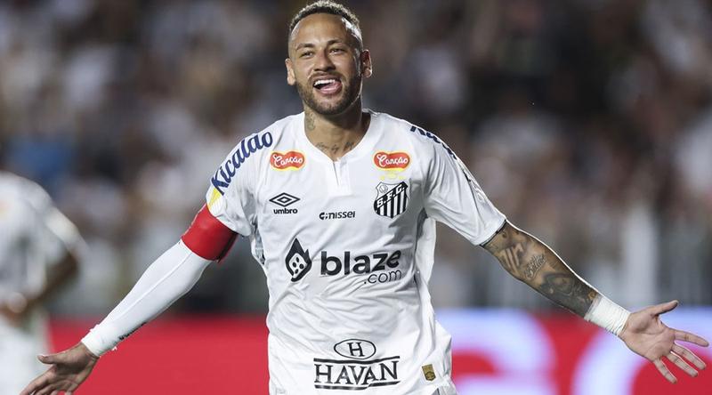 জোড়া গোলে নায়ক ‘বিশ্বের সবচেয়ে বাজে খেলোয়াড়’ নেইমার