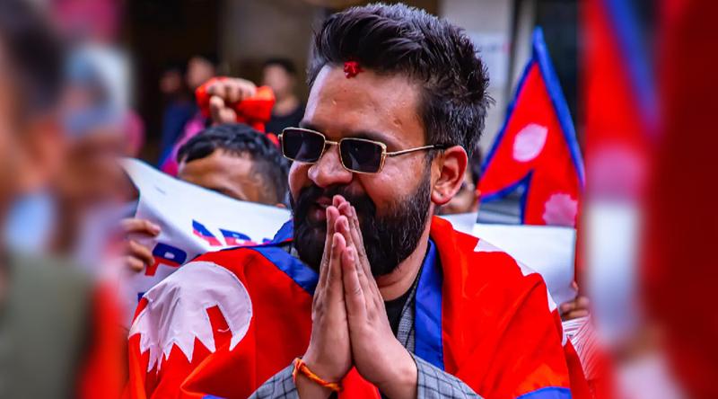 জনপ্রিয়তায় এগিয়ে সাবেক র‌্যাপার বালেন্দ্র, প্রচারণার কেন্দ্রে সামাজিক মাধ্যম