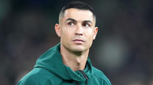 এবার ক্লাবের মালিক রোনালদো, নিজের ক্লাবেই পেলেন খেলার আমন্ত্রণ!