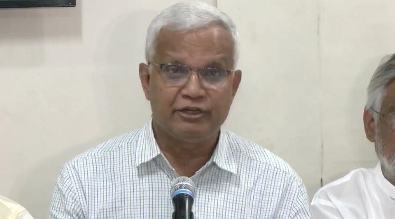 ফ্যামিলি কার্ড নিয়ে ফেক নিউজ দিয়ে মানুষকে বিভ্রান্ত করার চেষ্টা চলছে: ডা. এ জেড এম জাহিদ