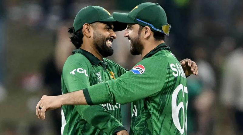 বরখাস্ত হচ্ছেন সালমান, শেষ হচ্ছে বাবরদের টি-টোয়েন্টি ক্যারিয়ার!