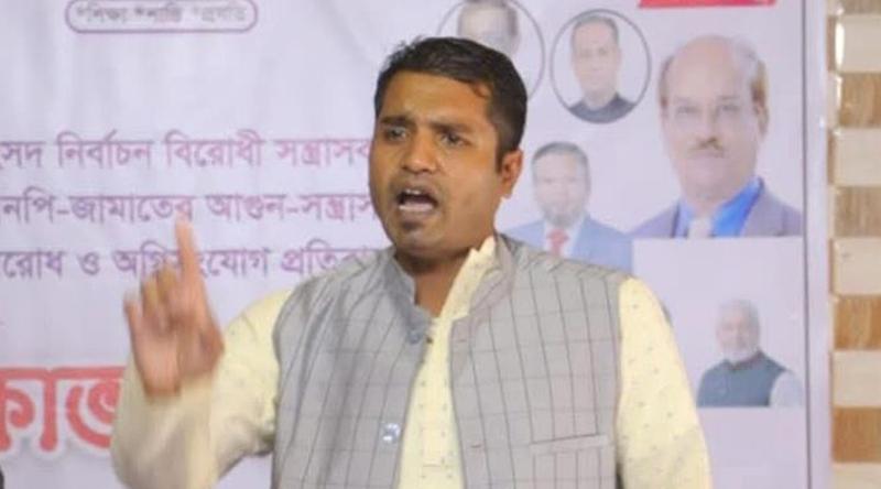 চট্টগ্রামে গোপন বৈঠকের সময় ছাত্রলীগ নেতা আটক