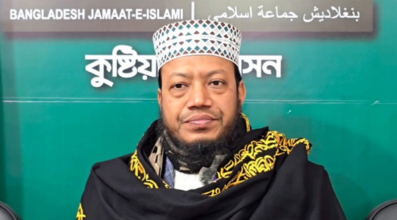 কোকোকে নিয়ে আপত্তিকর মন্তব্য, দুঃখ প্রকাশ আমির হামজার