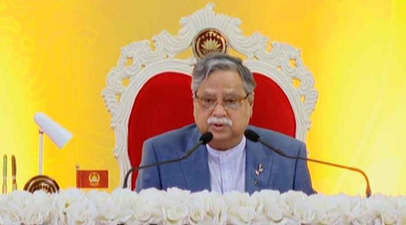 সরকার সশস্ত্র বাহিনীকে চতুর্মাত্রিক বাহিনী হিসেবে গড়ে তুলতে অঙ্গীকারবদ্ধ