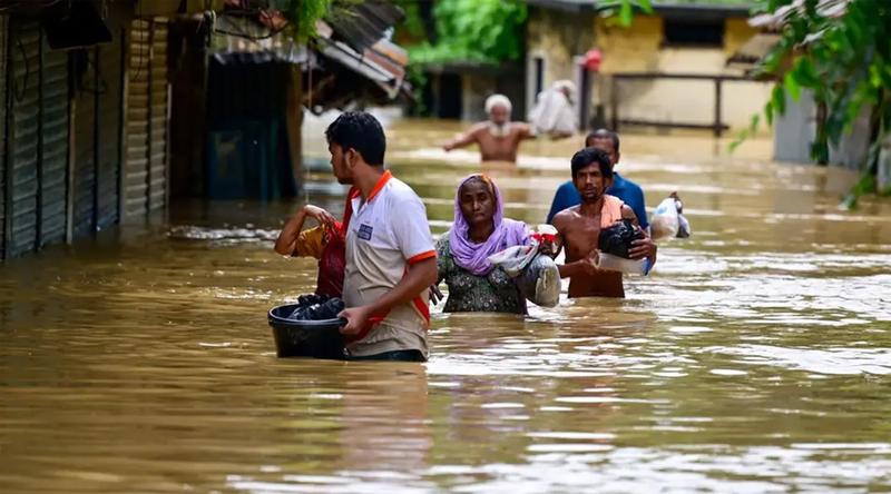 টানা ভারী বৃষ্টির শঙ্কা, পাঁচ জেলায় স্বল্পমেয়াদি বন্যার সতর্কতা