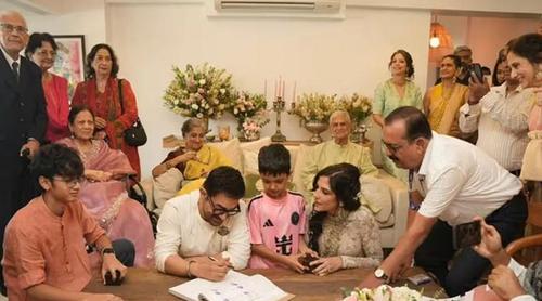 হিন্দু নাকি মুসলিম, কোন রীতিতে বিয়ে করলেন আমির-গৌরী?