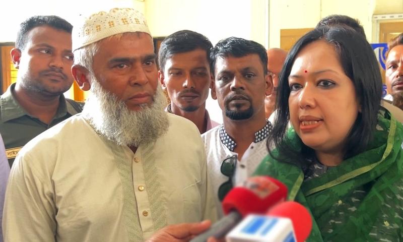 শেখ হাসিনার দেশে ফিরতে বাধা নেই : রুমিন ফারহানা