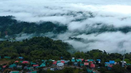 ভারী বর্ষণ ও পাহাড়ধসের শঙ্কায় সাজেক পর্যটনকেন্দ্র সাময়িক বন্ধ ঘোষণা
