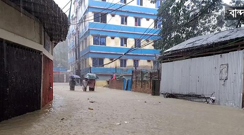 বান্দরবান-কক্সবাজারে পাহাড়ধসে ৭ জনের মৃত্যু
