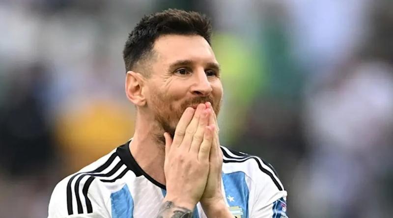 এক ম্যাচ নিষেধাজ্ঞার ঝুঁকিতে লিওনেল মেসি