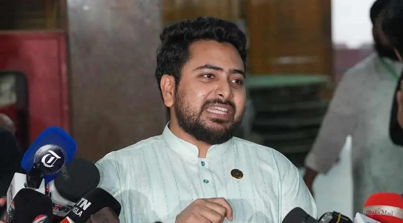 শেখ হাসিনার জন্য ফাঁসির দড়ি অপেক্ষা করছে : নাহিদ ইসলাম
