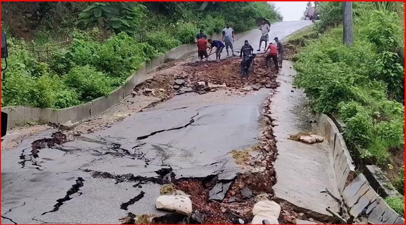 চট্টগ্রামের পাঁচ জেলায় ভূমিধসের সতর্কতা