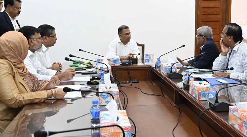 ঢাকার উত্তর ও দক্ষিণে বর্জ্য থেকে বিদ্যুৎ প্রকল্প নিয়ে প্রধানমন্ত্রীর বৈঠক