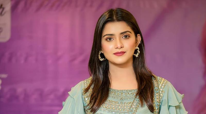 শাড়ি নিয়ে প্রতারণা মামলায় তানজিন তিশার বিরুদ্ধে সমন জারি