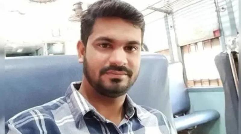 ঝগড়ার সময় স্ত্রীর ছোড়া মোবাইলের আঘাতে প্রাণ গেল স্বামীর