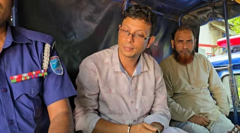 তিন মাসের শিশুর পা মুচড়ে দেওয়া চাচি পলাতক, আটক ৩