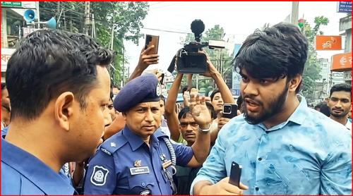 শিক্ষার্থী আন্দোলনে ছেলের অংশগ্রহণের জেরে বিএনপি নেতা বহিষ্কার