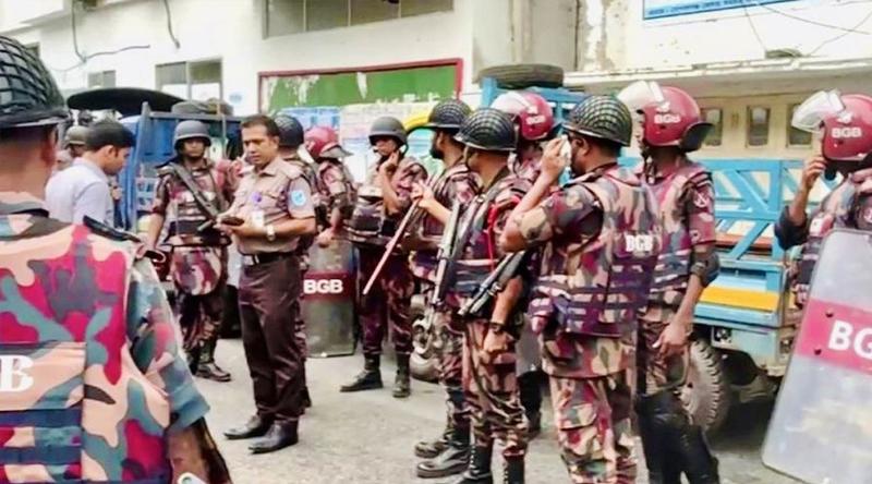 ১৬ জুলাইকে কেন্দ্র করে  গোপালগঞ্জে বিজিবি মোতায়েন
