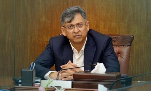 আন্দোলনের আড়ালে কিছু মহল ঘোলা পানিতে মাছ শিকার করতে চায়: স্বরাষ্ট্রমন্ত্রী