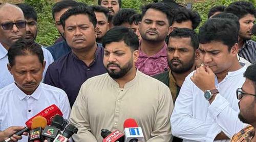 খুনি হাসিনার ফাঁসির দড়ি আমরা হাতে নিয়ে বসে আছি: ইশরাক হোসেন