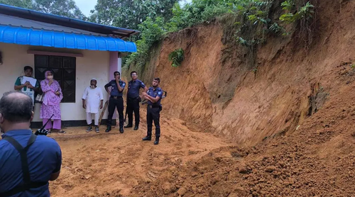 খাগড়াছড়িতে পাহাড় কাটার দায়ে ৫০ হাজার টাকা জরিমানা