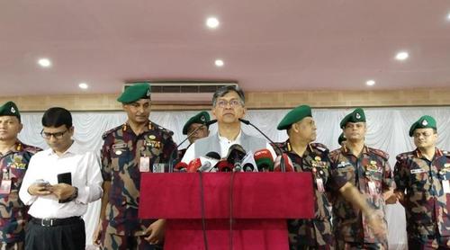 পুশ-ইন ও মানবপাচার রোধে বিজিবিকে কঠোর অবস্থানের নির্দেশ স্বরাষ্ট্রমন্ত্রীর
