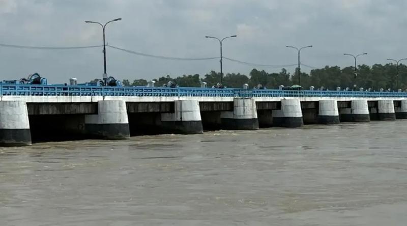 পাহাড়ি ঢল ও বৃষ্টিপাতে বিপৎসীমার কাছাকাছি তিস্তার পানি